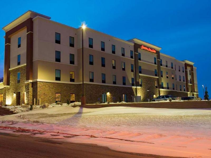 Hampton Inn & Suites Bismarck Northwest Exterior foto